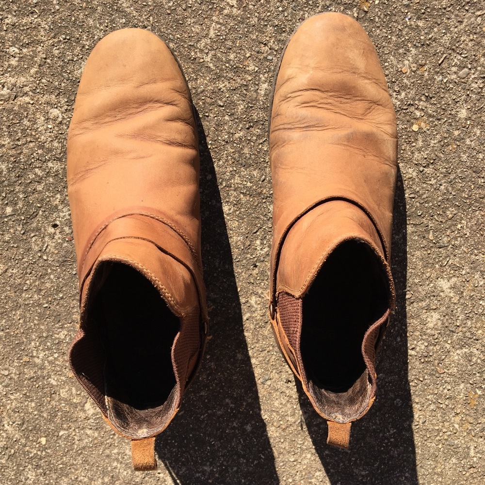 Teva size 9 women’s boots